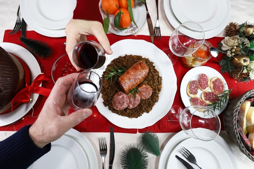 Cenone di Capodanno: i vini da abbinare a cotechino e lenticchie